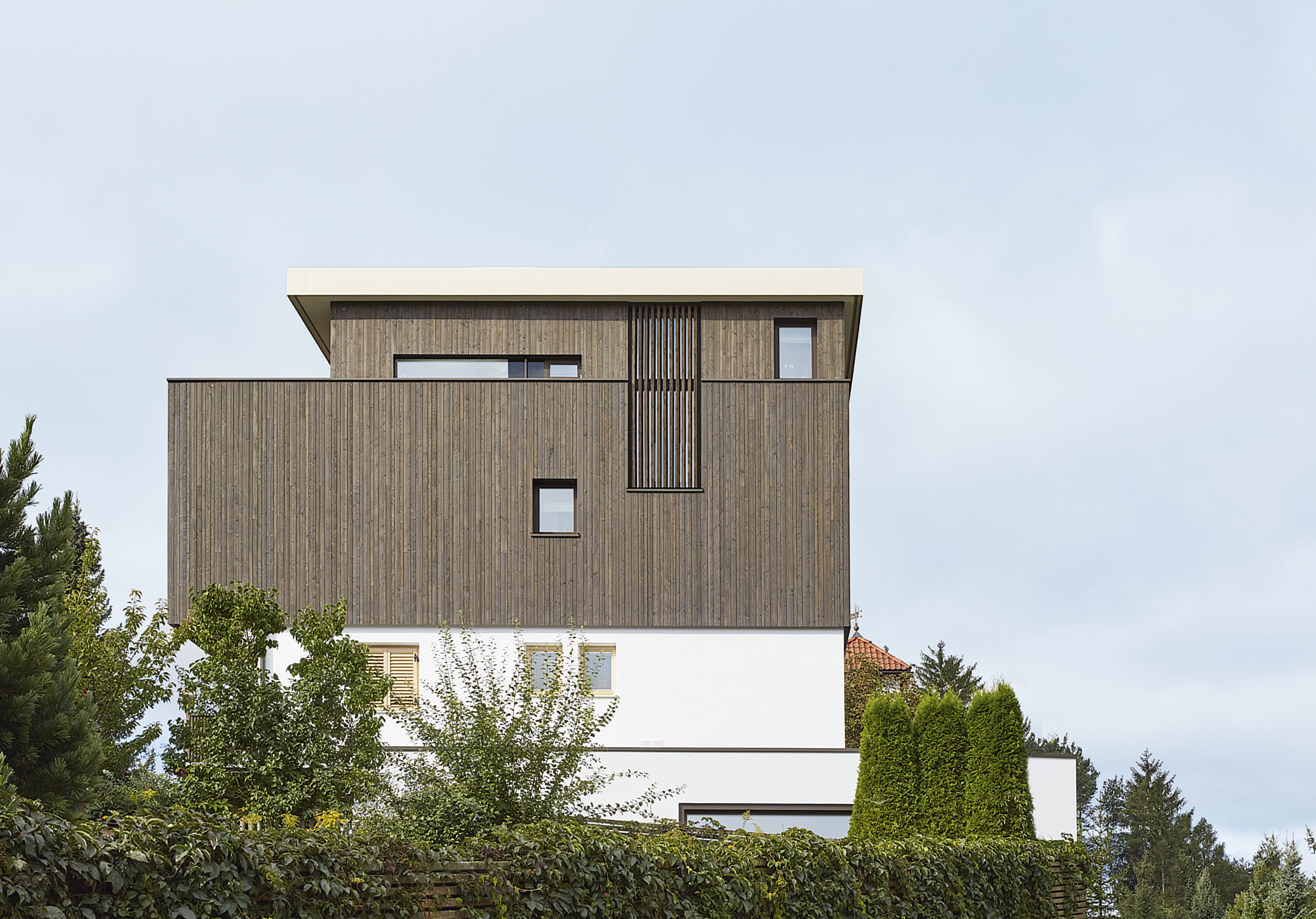  Ansicht, Aufstockung, Bestand, Reischach, Holzfassade, Energetische Sanierung, Klimahaus, Dachterrasse 